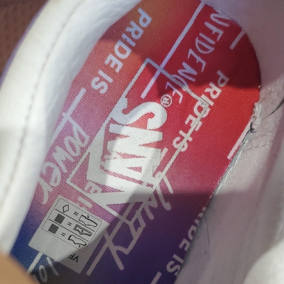 Vans White Pride Sneakers with Rainbow Stripes And Pastel Rainbow Stripes - Picture 9 of 14